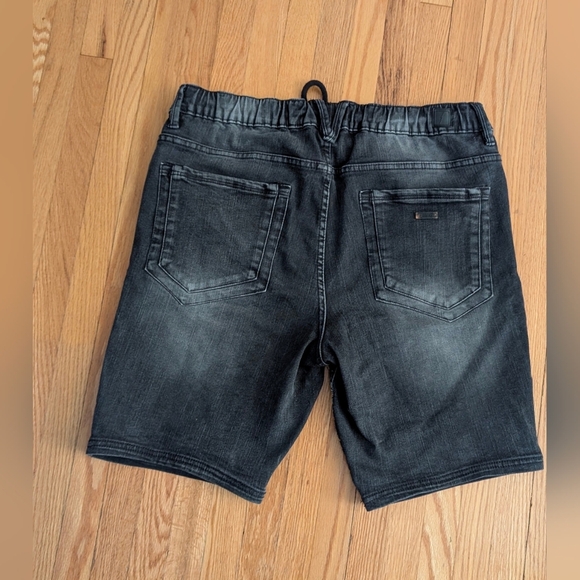 BLK DNM Black Jean Shorts for Men - Picture 5 of 5